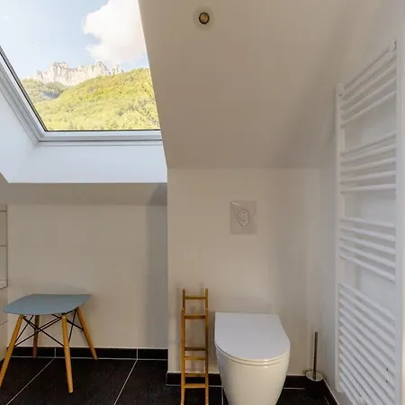 Duplex Vue Et Montagne A *