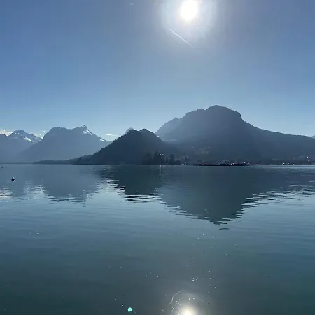 Duplex Vue Et Montagne A Apartment Talloires