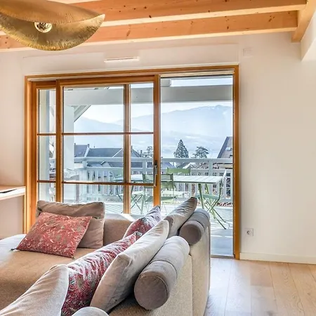 Apartment Duplex Vue Et Montagne A Talloires