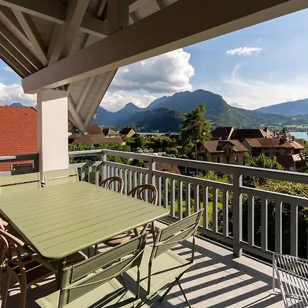 Duplex Vue Et Montagne A Apartment Talloires