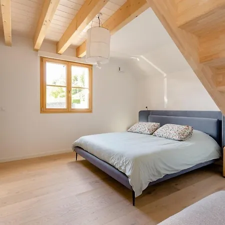 Duplex Vue Et Montagne A Apartment *