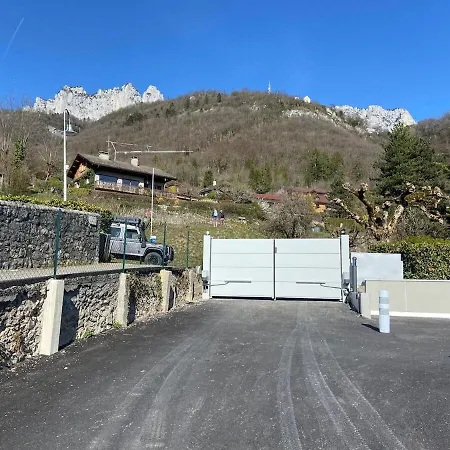 Duplex Vue Et Montagne A Apartment